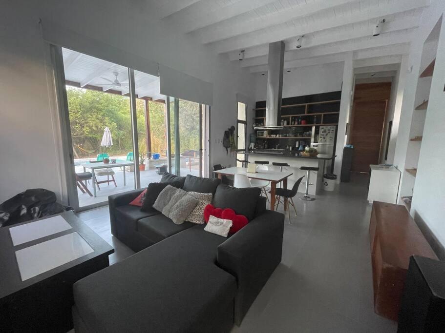 Casa Con Piscina Y Mirador Privado En San Marcos Sierras Villa Bagian luar foto